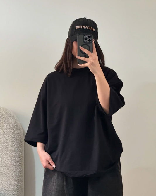 CYRIS Oversized Tee – Classic Black