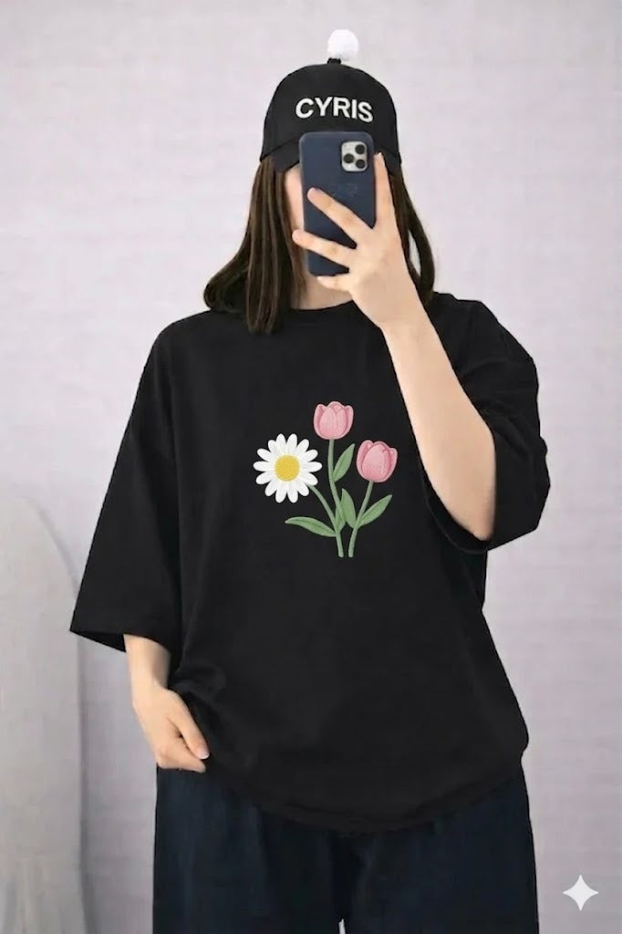 Black Flower Graphic Drop Shoulder T-Shirt – Cute Oversized Casual Tee